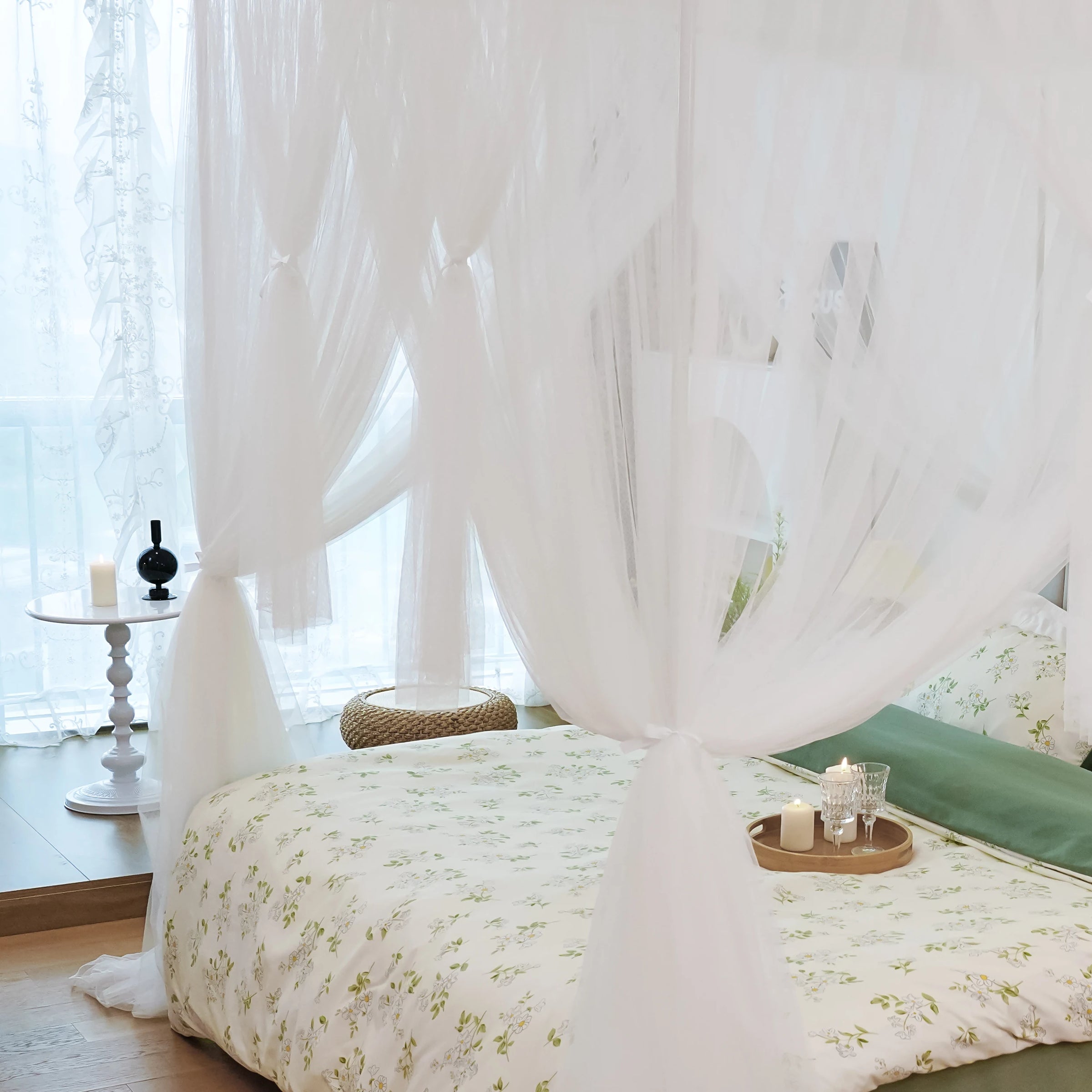 rideaux lit baldaquin blanc